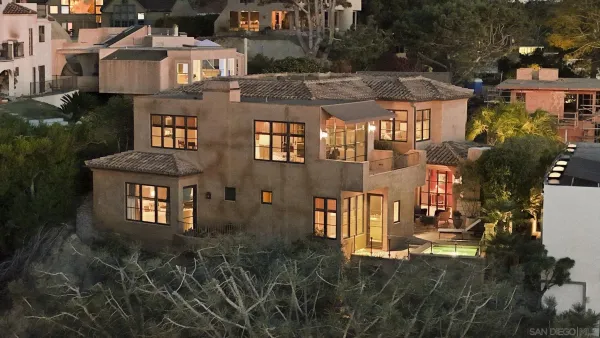 $4,875,000 | 12927 Via Grimaldi, Del Mar, CA 92014