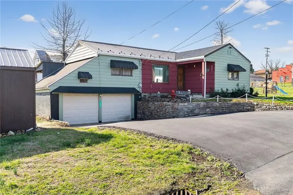 $119,900 | 1109 1st Street, Hiller, PA 15444