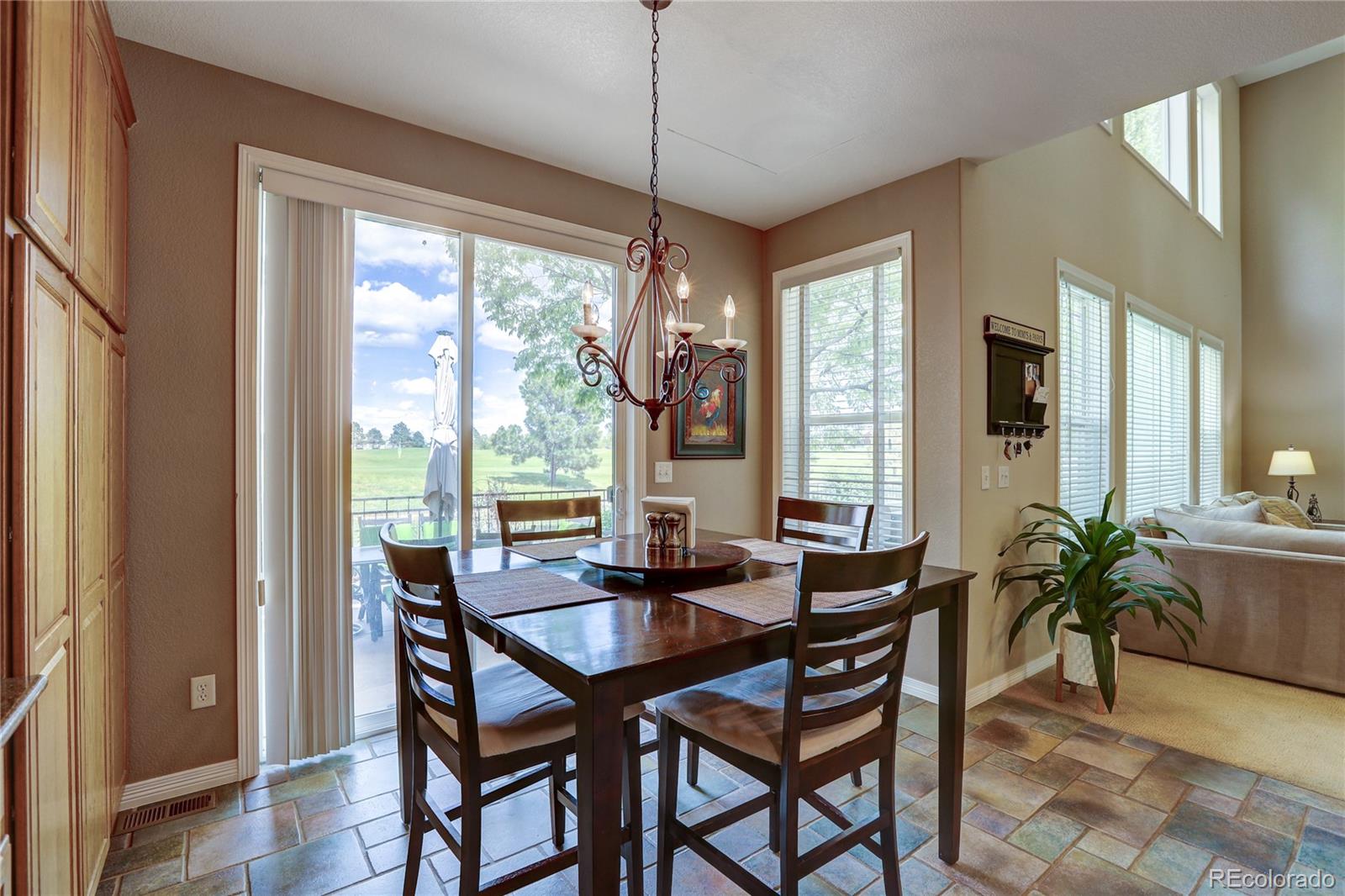8944 Hunters Way Highlands Ranch, CO 80129 - Photo 12 of 40 Gallery Image 12