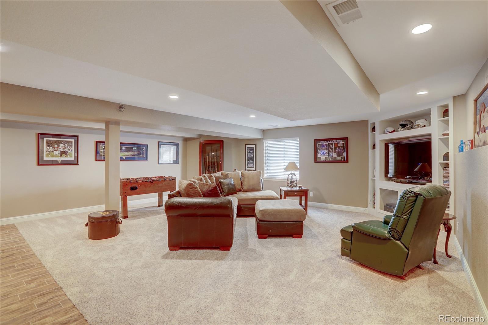 8944 Hunters Way Highlands Ranch, CO 80129 - Photo 30 of 40 Gallery Image 30
