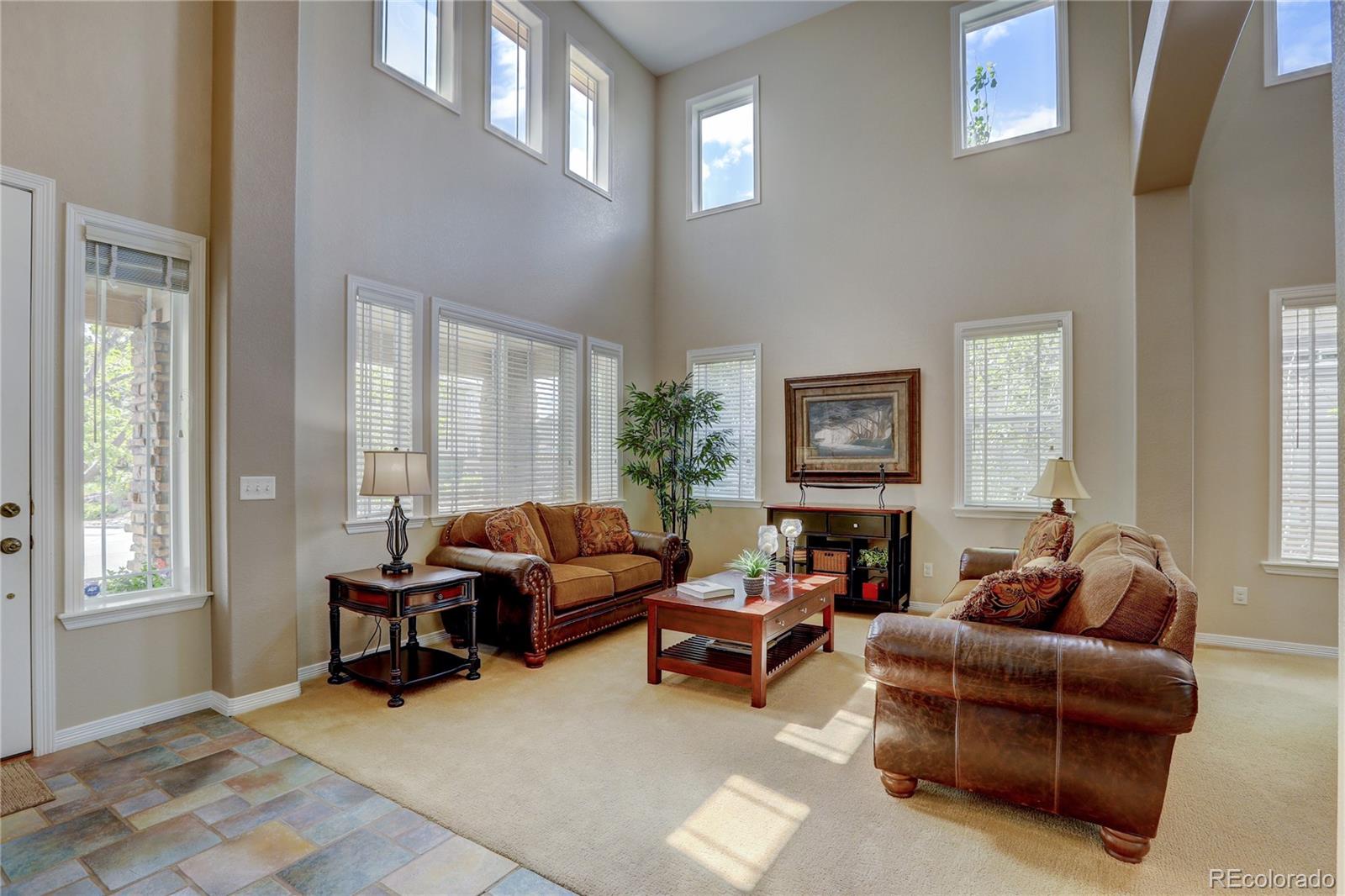 8944 Hunters Way Highlands Ranch, CO 80129 - Photo 5 of 40 Gallery Image 5