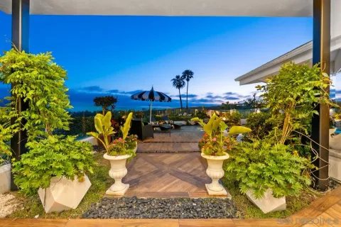$3,695,000 | 2402 Alto Cerro Circle, San Diego, CA 92109