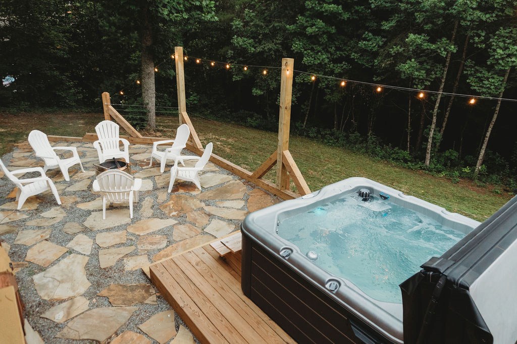 120 Claw Run Murphy, NC 28906 - Photo 3 of 40 Flagstone Firepit Entertainment Area
