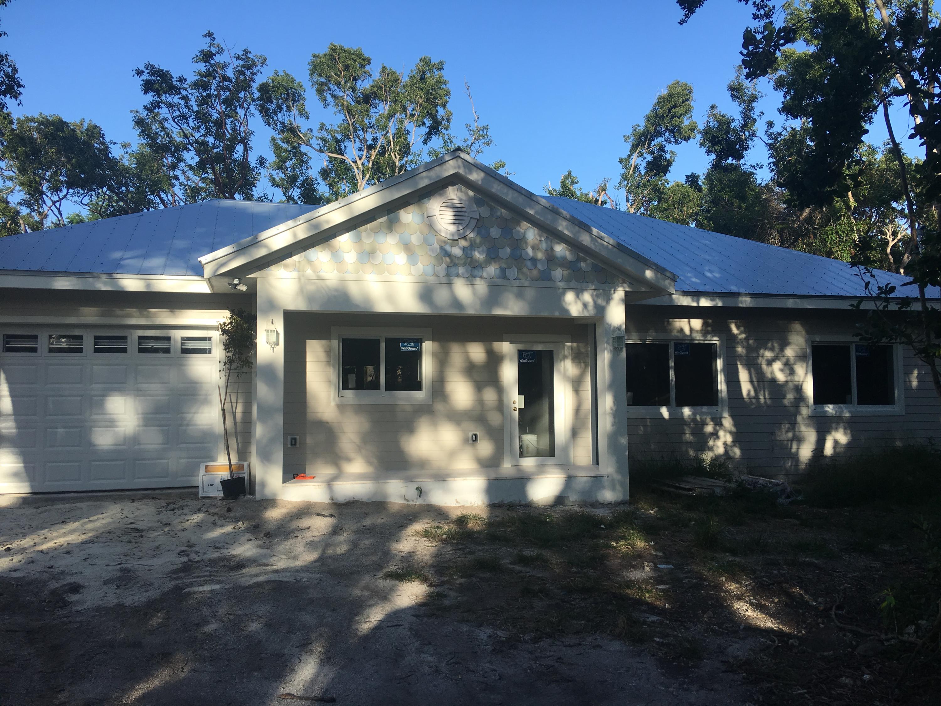 220 Key Honey Road Tavernier, FL 33070 - Photo 1 of 3 Front