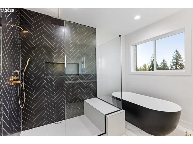 $1,299,990 | 15008 Northwest 13th Avenue, Vancouver, WA 98685