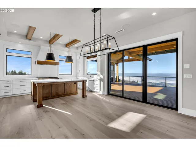 $1,299,990 | 15008 Northwest 13th Avenue, Vancouver, WA 98685