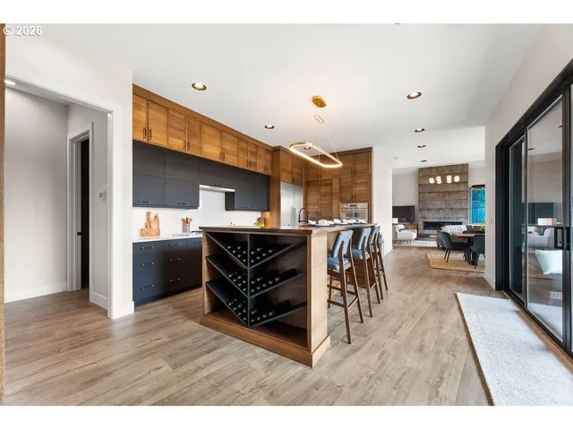 $1,299,990 | 15008 Northwest 13th Avenue, Vancouver, WA 98685