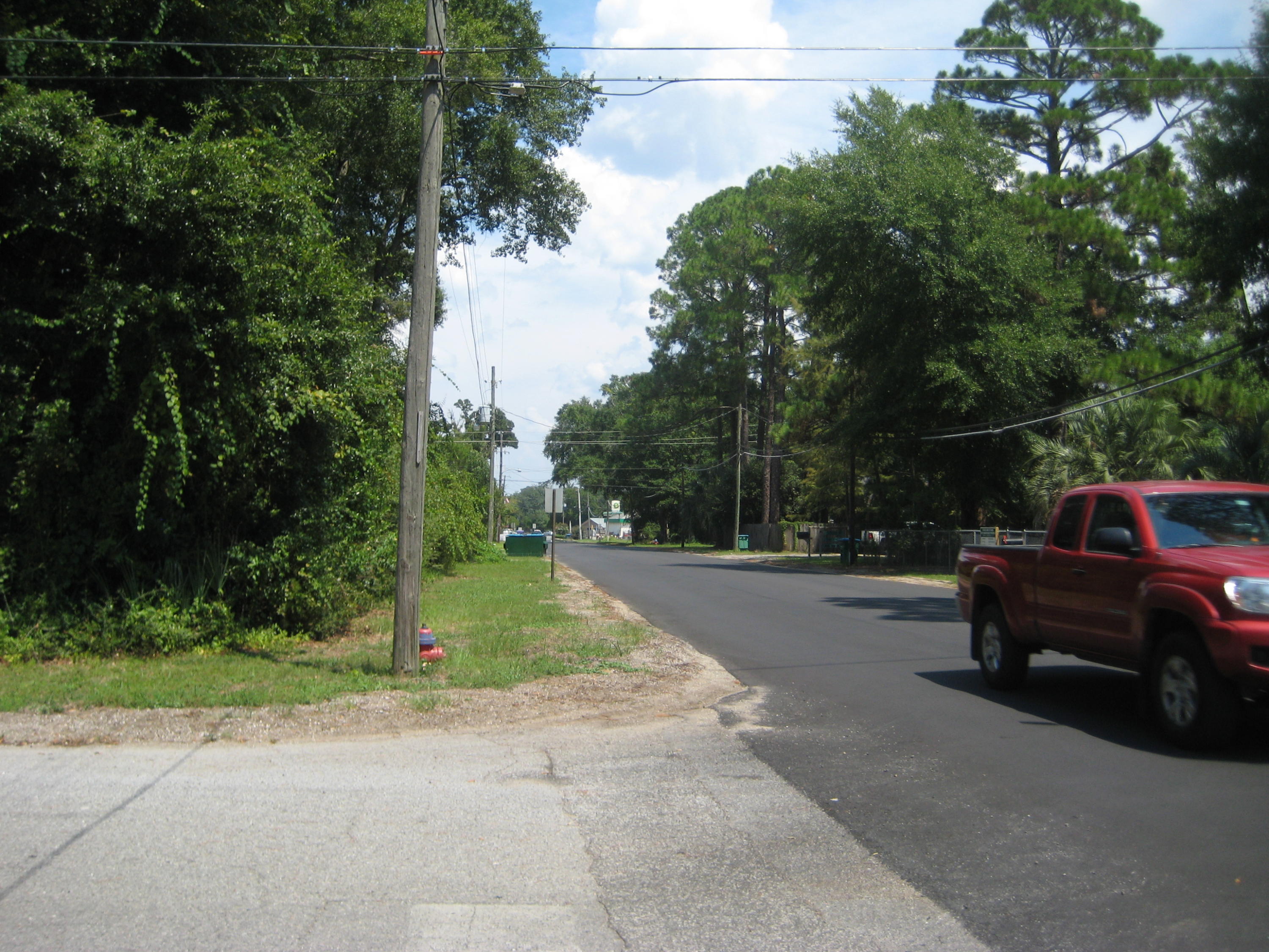 821 North Brett Street Crestview, FL 32536 - Photo 11 of 19 a view of a street