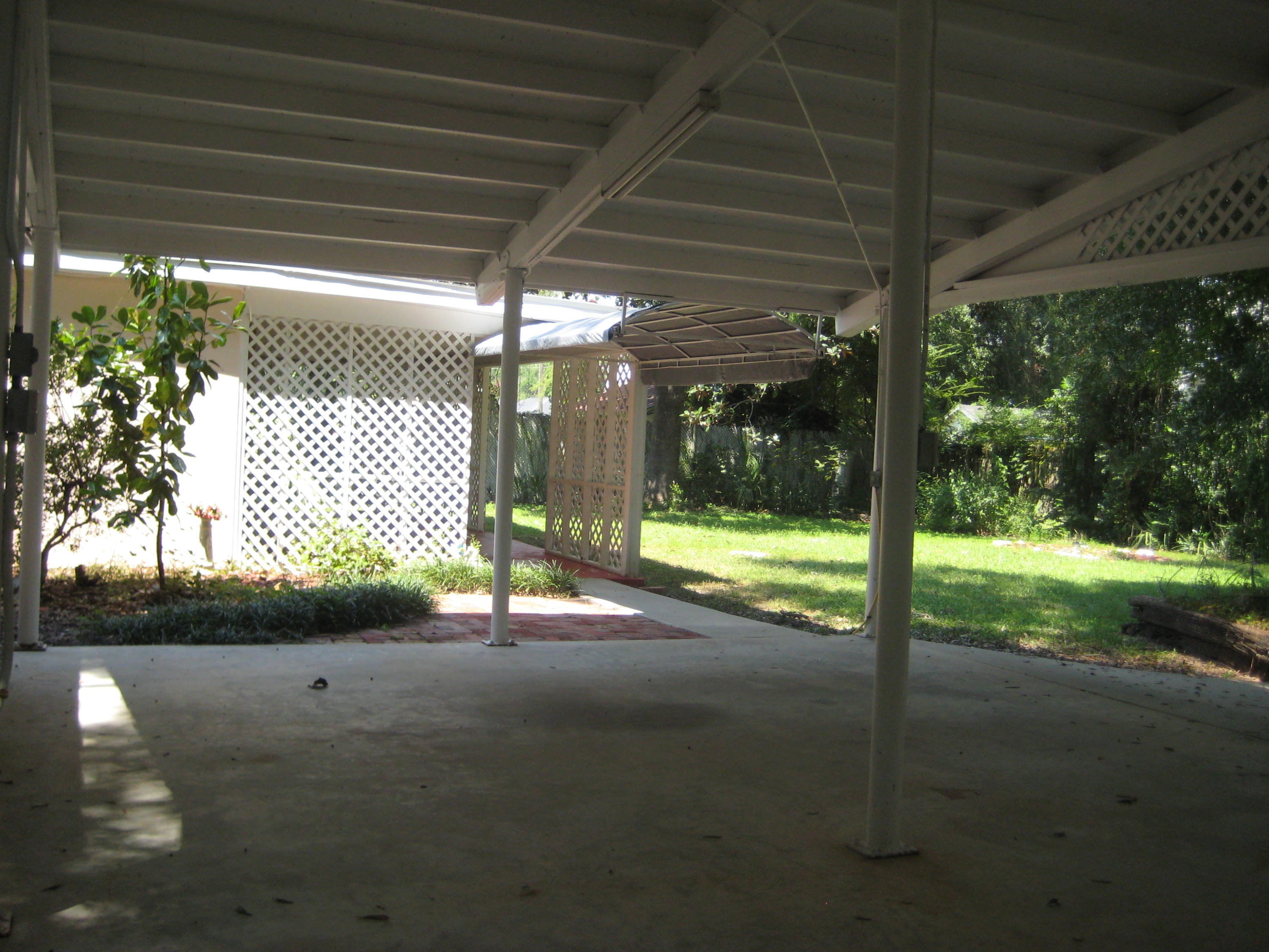 821 North Brett Street Crestview, FL 32536 - Photo 8 of 19 a view of backyard with green space