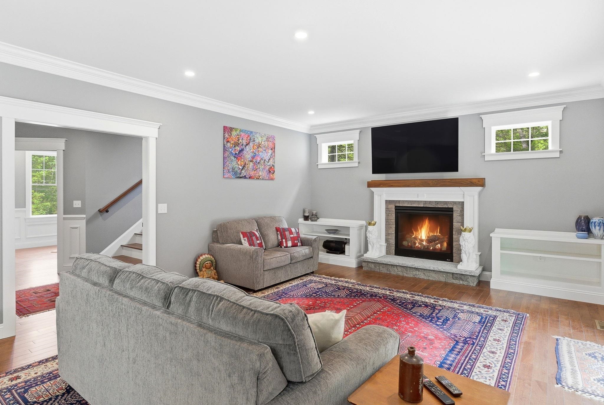 8 Arrowwood Road New Boston, NH 03070 - Photo 6 of 40