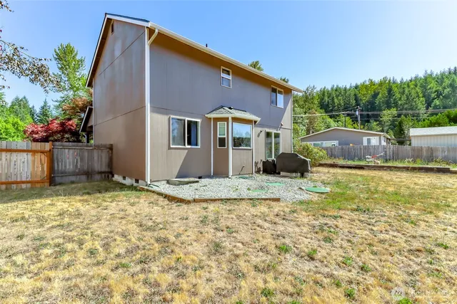 $499,999 | 2516 Harts Lake Road South, Roy, WA 98580