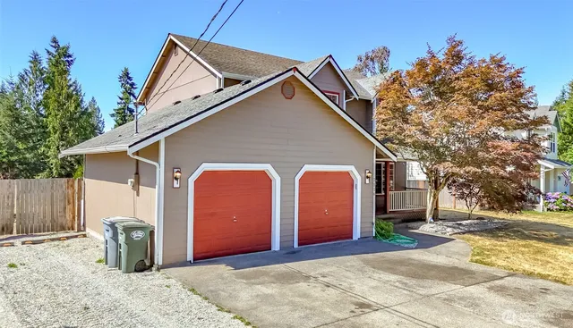 $499,999 | 2516 Harts Lake Road South, Roy, WA 98580