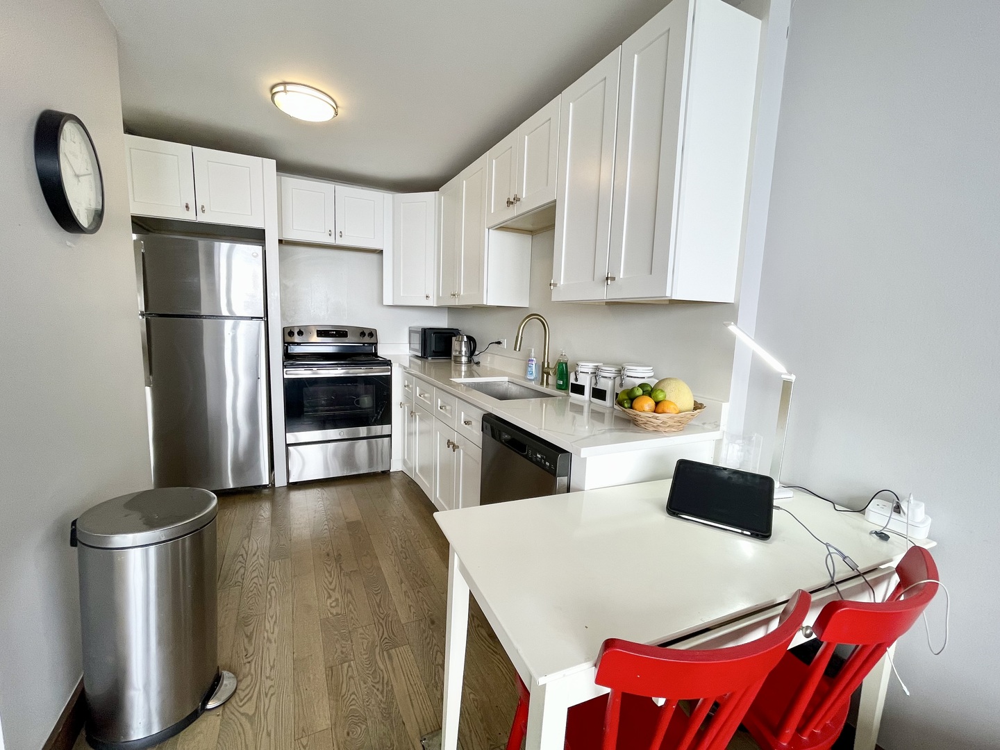 655 West Irving Park Road, Unit 5509 Chicago, IL 60613 - Photo 9 of 22 Gallery Image 9