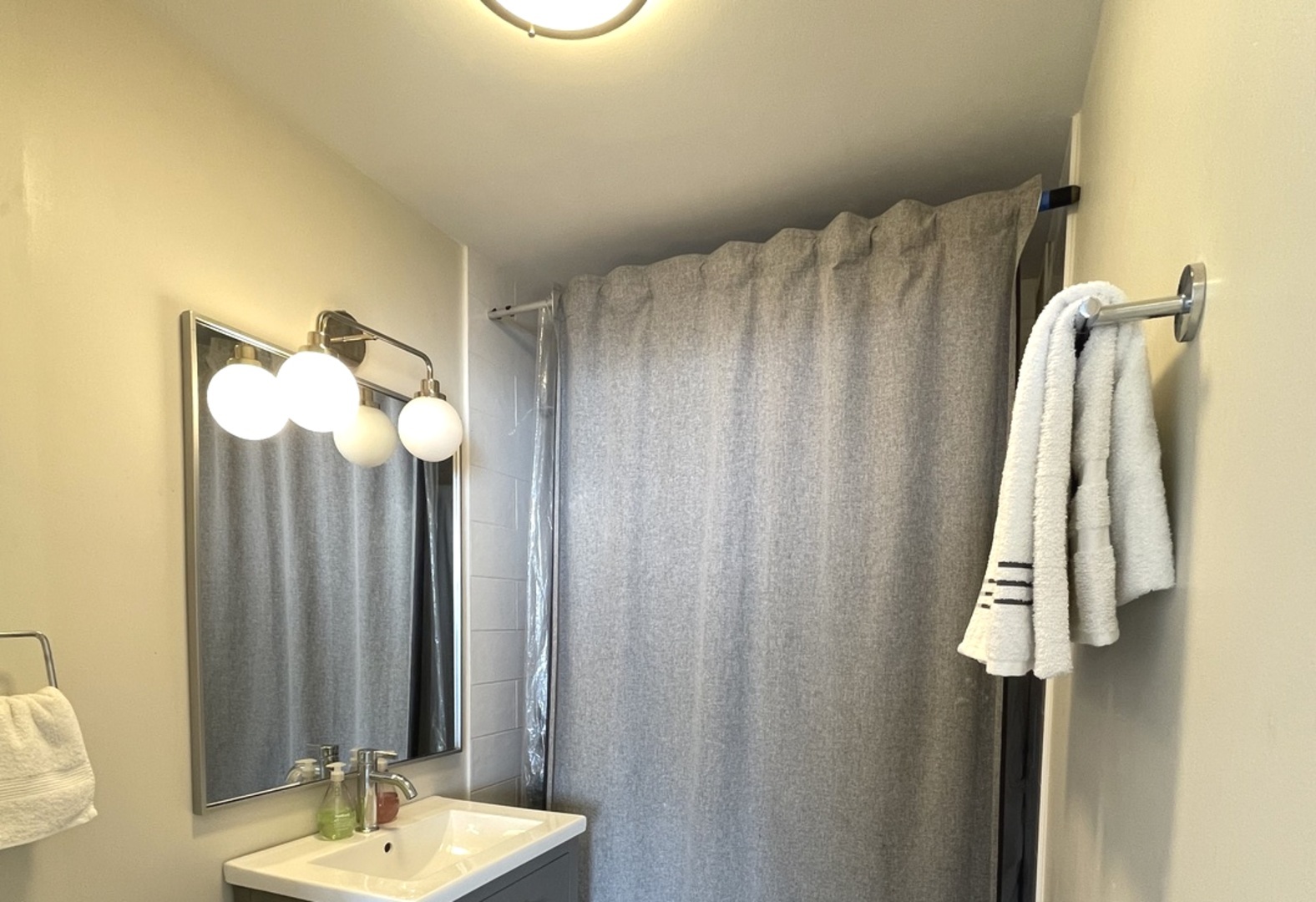655 West Irving Park Road, Unit 5509 Chicago, IL 60613 - Photo 10 of 22 Gallery Image 10