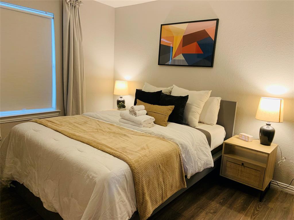 1500 Missouri Avenue Fort Worth, TX 76104 - Photo 9 of 19 Guest bedroom 2