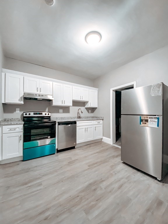 14 Ridgeway Street Lynn, MA 01902 - Photo 3 of 18 Gallery Image 3