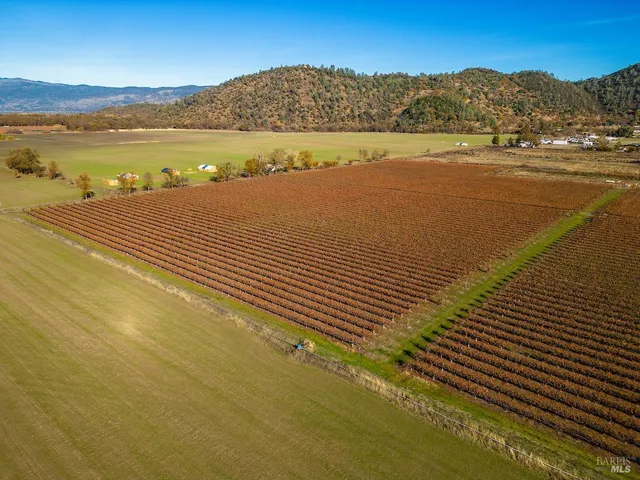 a view of an ocean and a mountain view