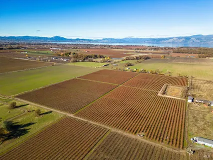 a view of a tennis court