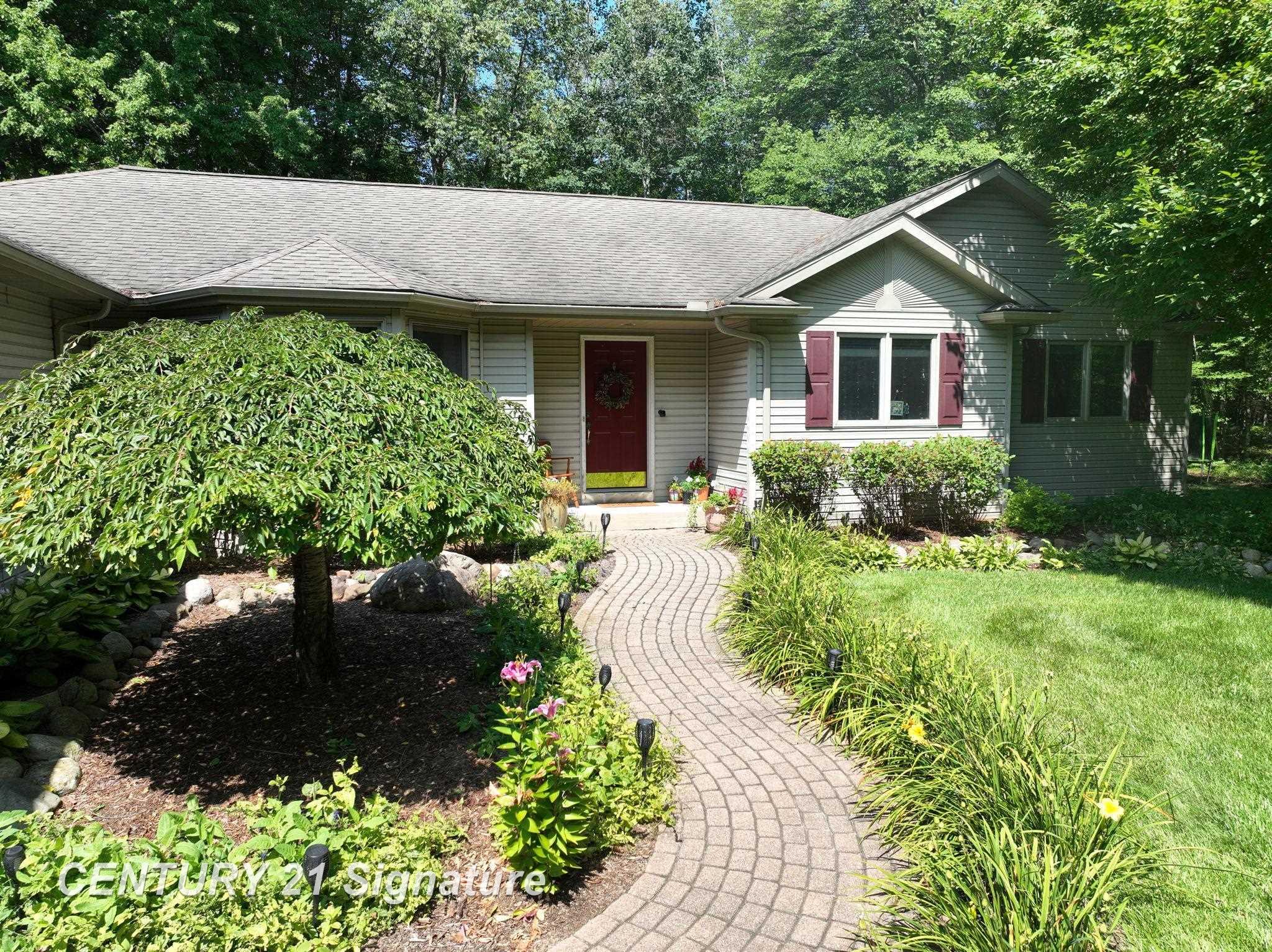 2617 East Mier Road Midland, MI 48642 - Photo 2 of 43