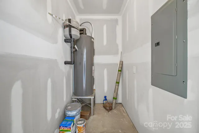 $265,000 | 1723 Granby Hts Drive, Winston-Salem, NC 27103