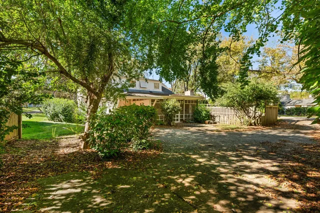 $6,500 | 201 Brookfield Avenue, Nashville, TN 37205