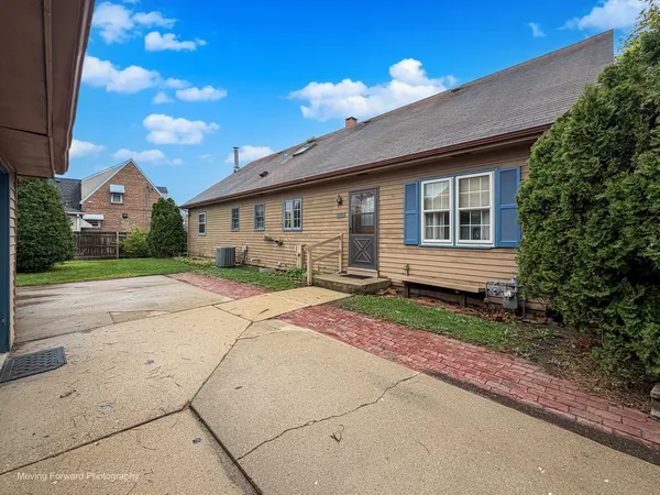 $389,000 | 10620 Nevada Avenue, Melrose Park, IL 60164