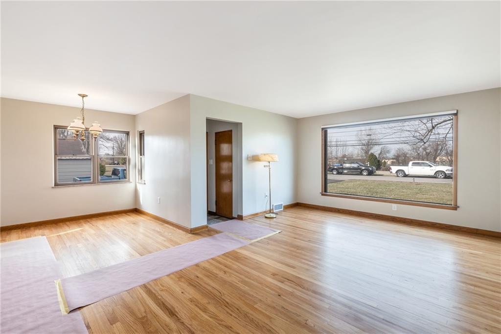 164 Stone Quarry Road Monaca, PA 15061 - Photo 3 of 19 Gallery Image 3