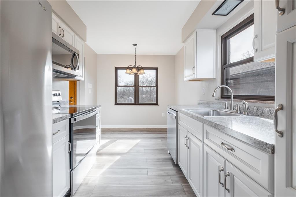 164 Stone Quarry Road Monaca, PA 15061 - Photo 5 of 19 Gallery Image 5