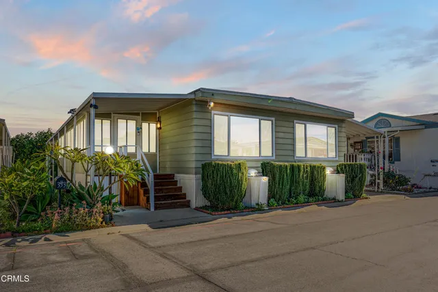 $249,500 | 8811 Canoga Avenue, Unit 353, Canoga Park, CA 91304