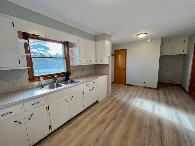 $2,400 | 658 North Broadway, Portland, TN 37148