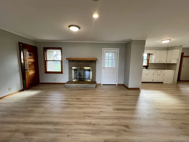 $2,400 | 658 North Broadway, Portland, TN 37148