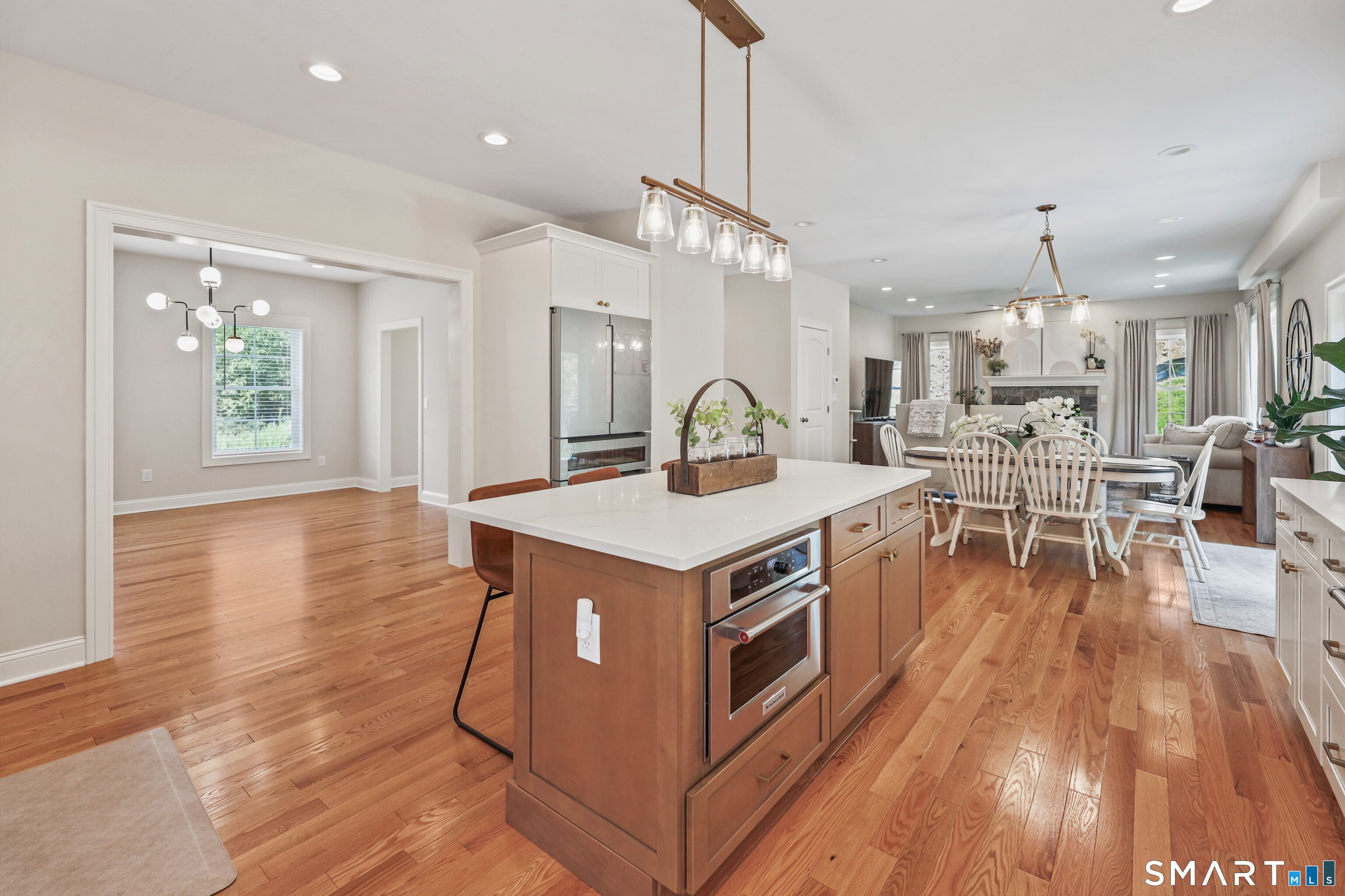 18 Hunting Ridge Road Greenwich, CT 06831 - Photo 9 of 40 Gallery Image 9