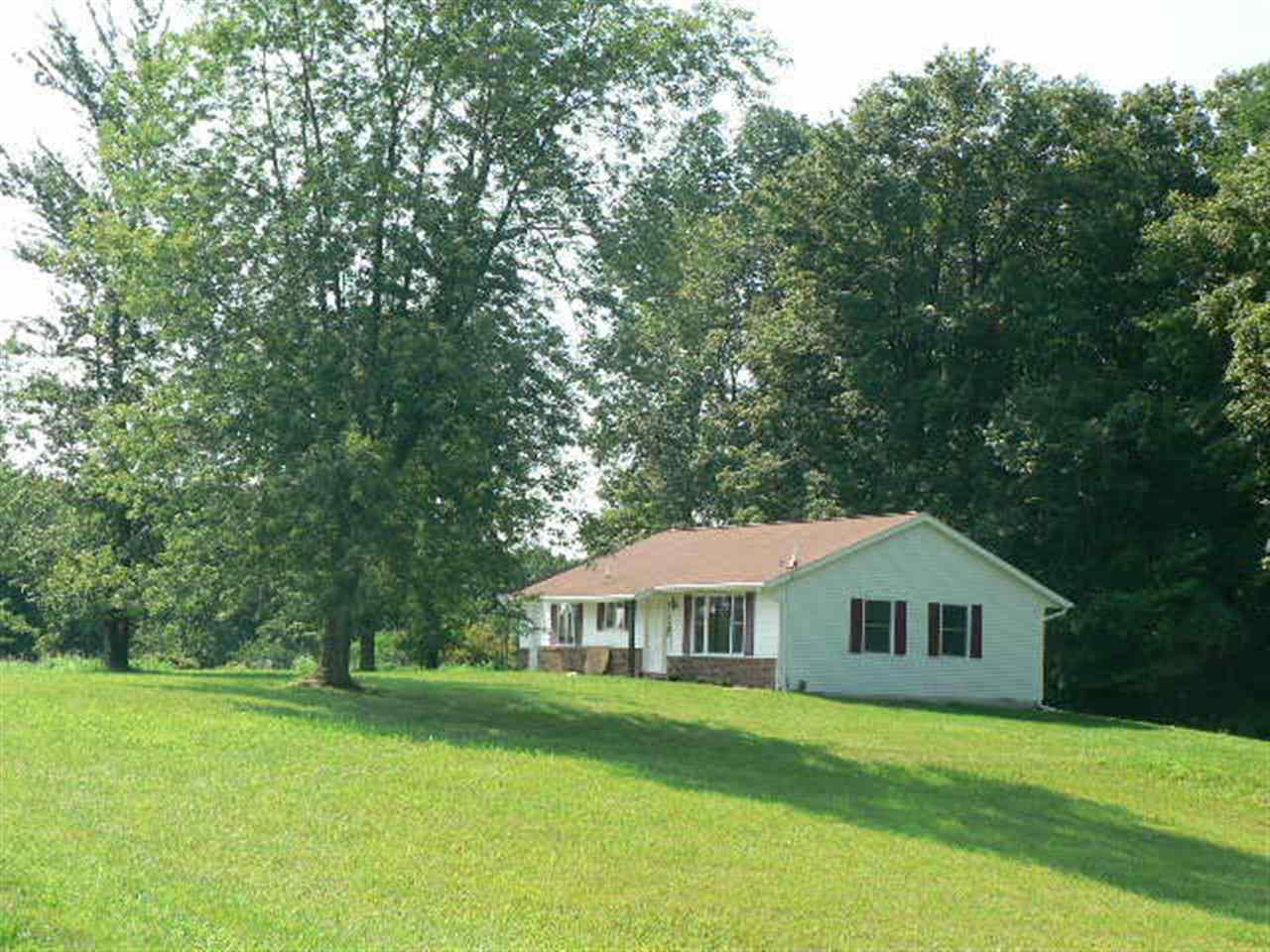 1319 Bennett Road Bedford, IN 47421 - Photo 4 of 25
