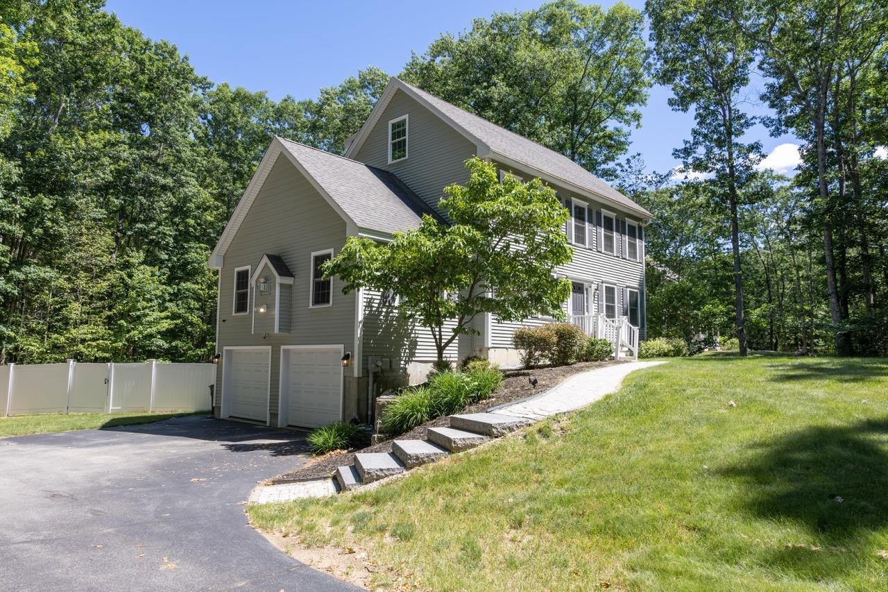 18 Piscataqua Road Dover, NH 03820 - Photo 2 of 48