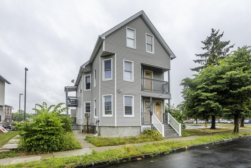 10 Monroe Street Springfield, MA 01109 - Photo 2 of 36