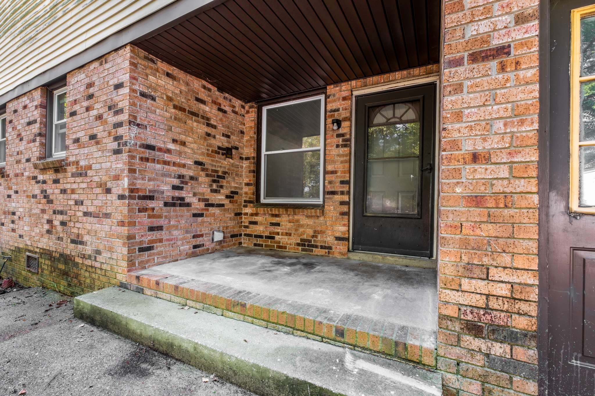 3040 Anderson Road Nashville, TN 37217 - Photo 26 of 34 a front view of a house with a yard