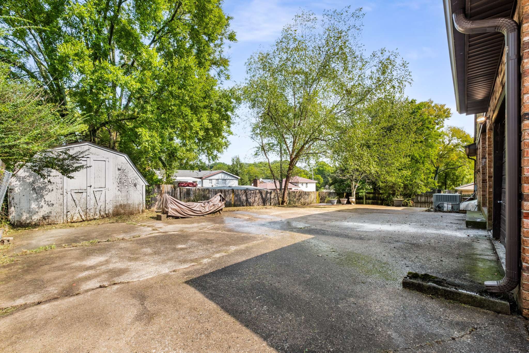 3040 Anderson Road Nashville, TN 37217 - Photo 27 of 34 a view of a street with a building and trees in the background