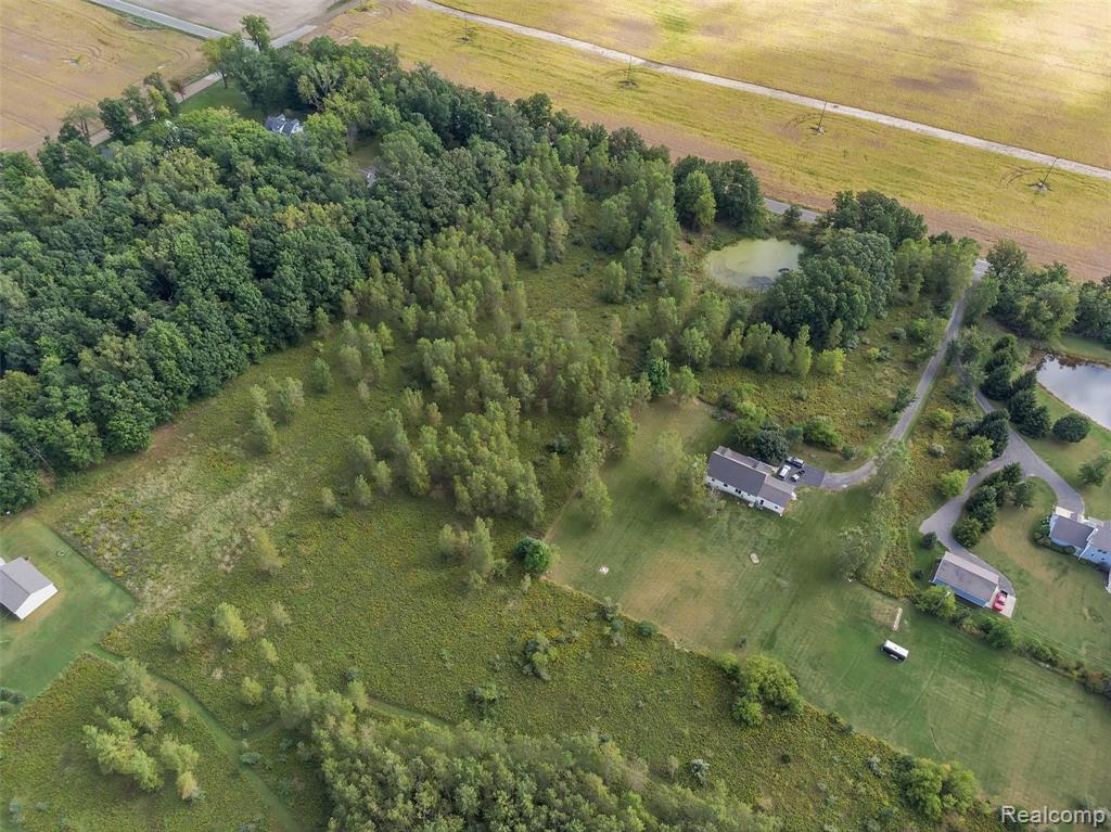 3 South Gregory Road Fowlerville, MI 48836 - Photo 8 of 11