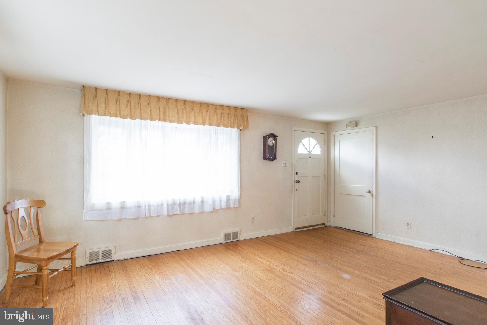 29 Barbara Road Hatboro, PA 19040 - Photo 6 of 31