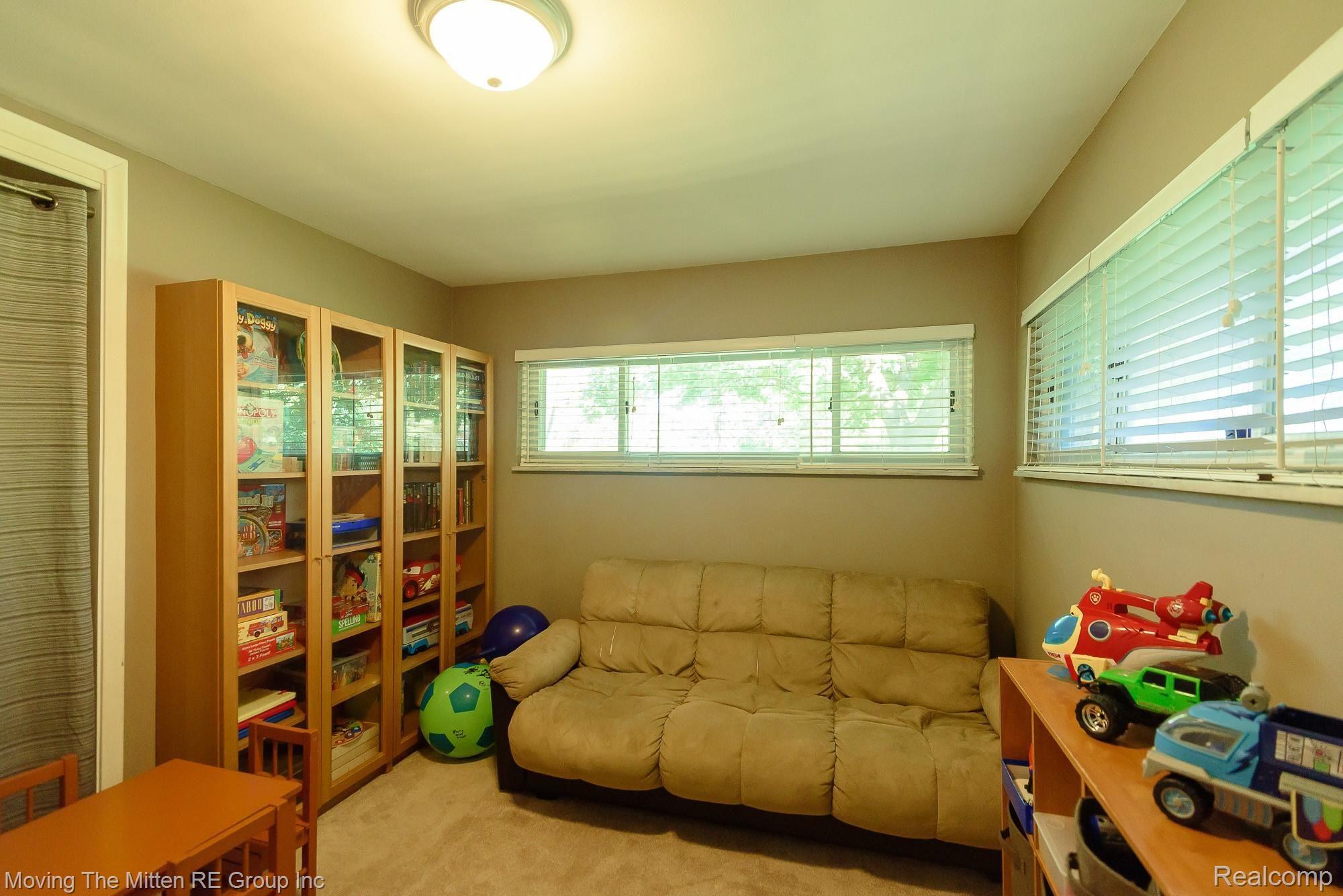 1200 Ridge Road South Canton, MI 48188 - Photo 16 of 44 MTM_1200_ridge-14.jpg