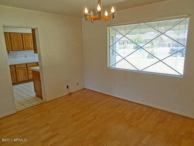 429 East Lamar Road Phoenix, AZ 85012 - Photo 6 of 15 Interior