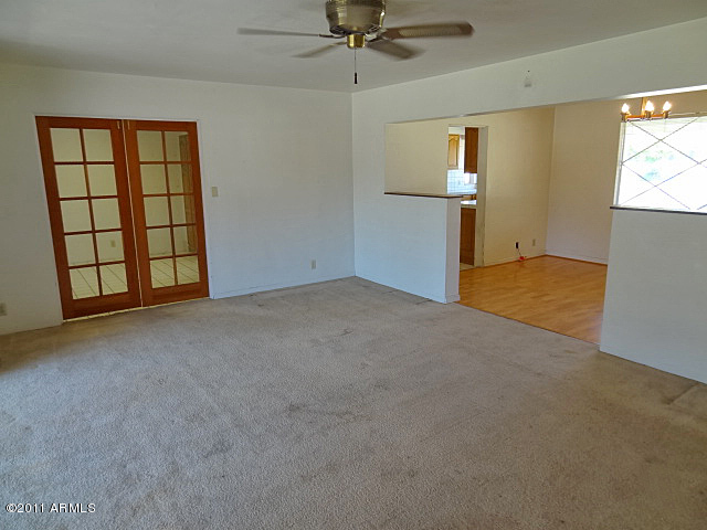 429 East Lamar Road Phoenix, AZ 85012 - Photo 8 of 15 Interior