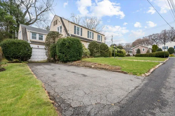 $769,000 | 1 Edna Place, New Rochelle, NY 10804