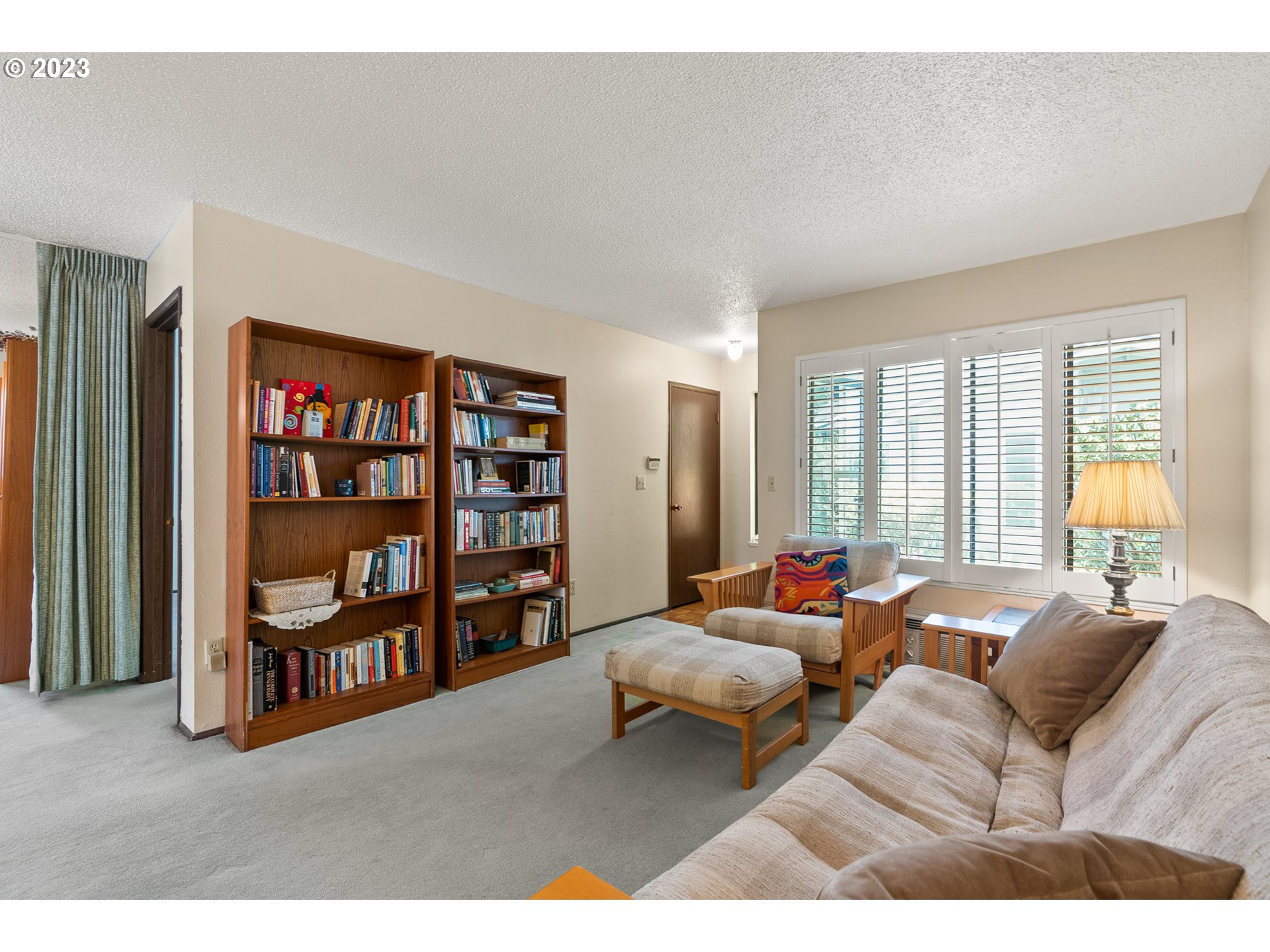 3112 Southwest Carson Street Portland, OR 97219 - Photo 7 of 28 Gallery Image 7