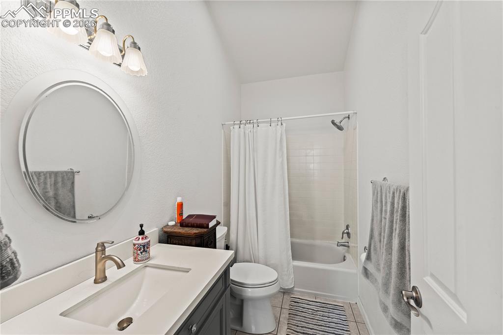 112 Ridge Point Circle Divide, CO 80814 - Photo 11 of 50 a bathroom with a sink toilet and shower