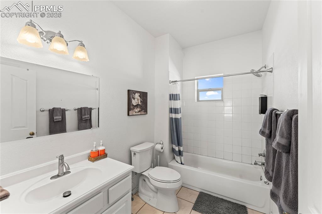 112 Ridge Point Circle Divide, CO 80814 - Photo 40 of 50 a bathroom with a sink toilet and shower