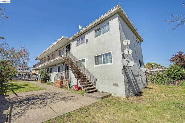 $1,050,000 | 2828 22nd Avenue, Oakland, CA 94606