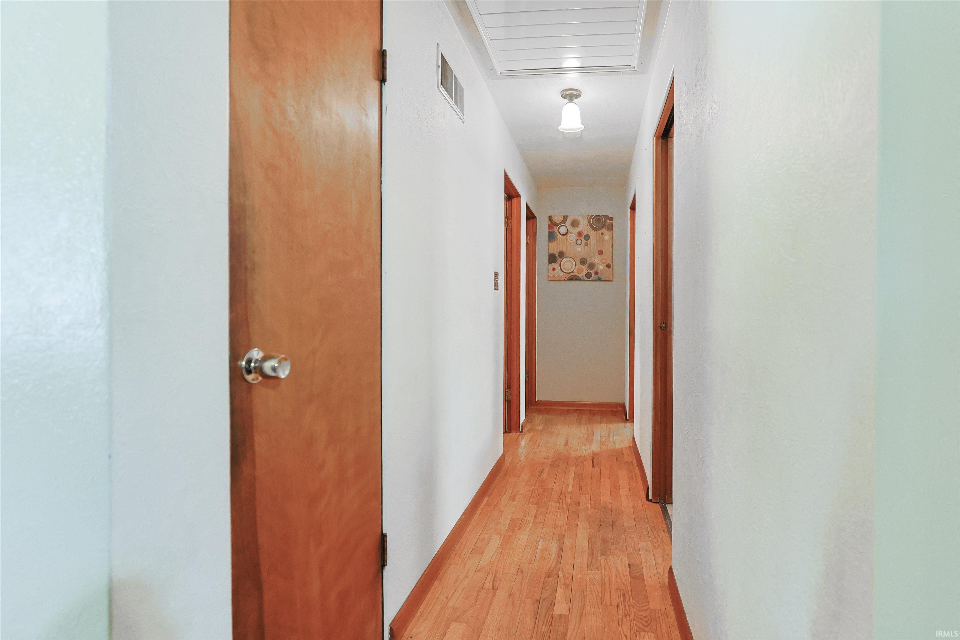 1005 Violet Road Elkhart, IN 46514 - Photo 12 of 45