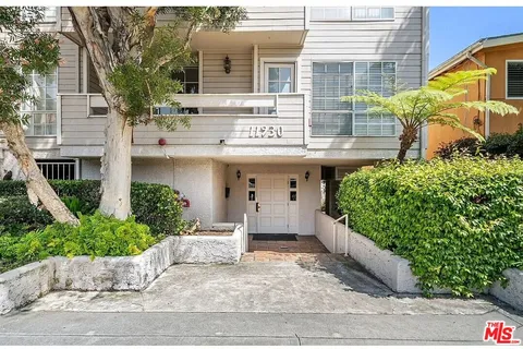 $739,000 | 11930 Avon Way, Unit 207, Los Angeles, CA 90066