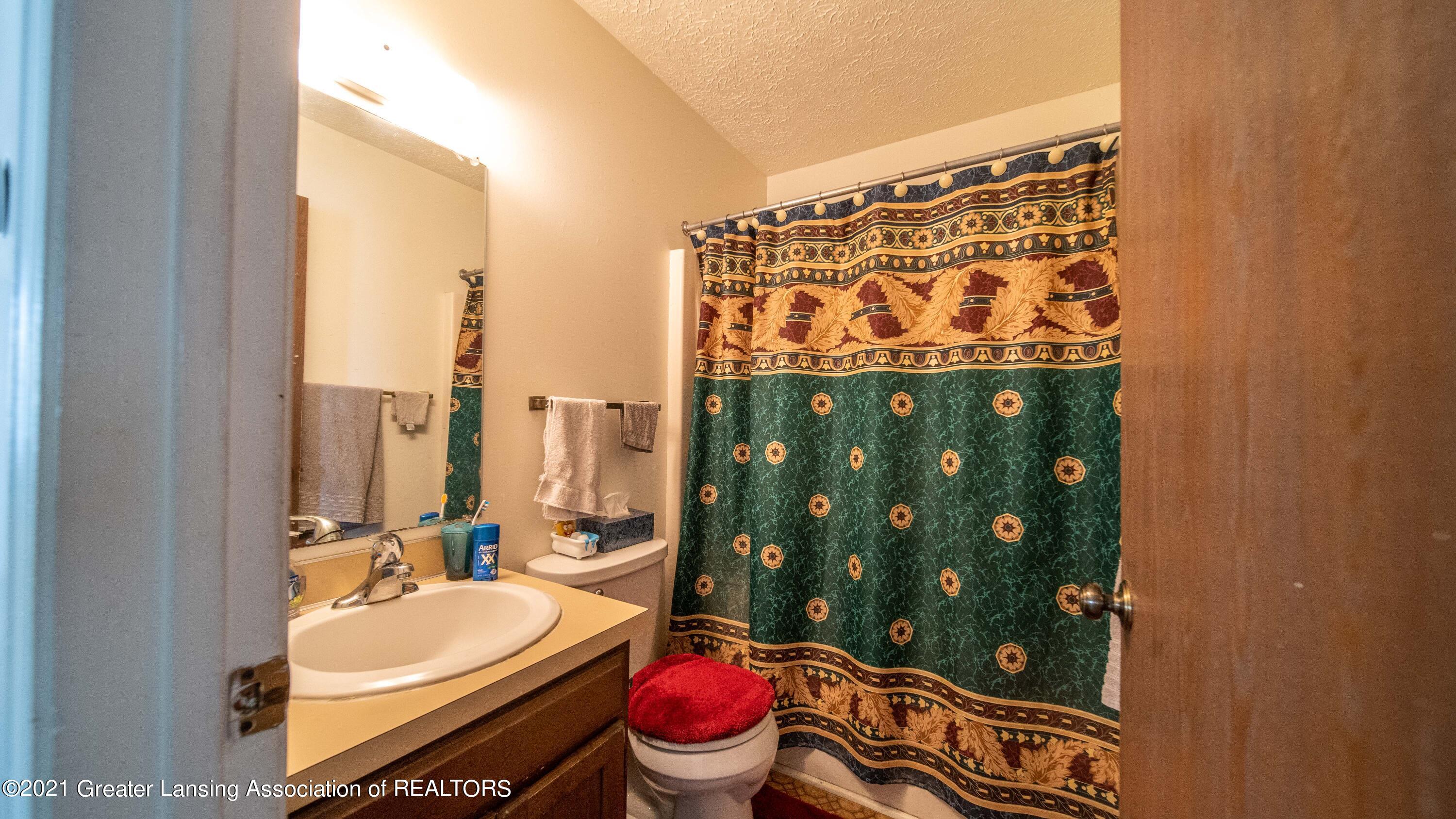 5800 Wise Road Lansing, MI 48911 - Photo 5 of 18 5800 Wise Rd. (3)